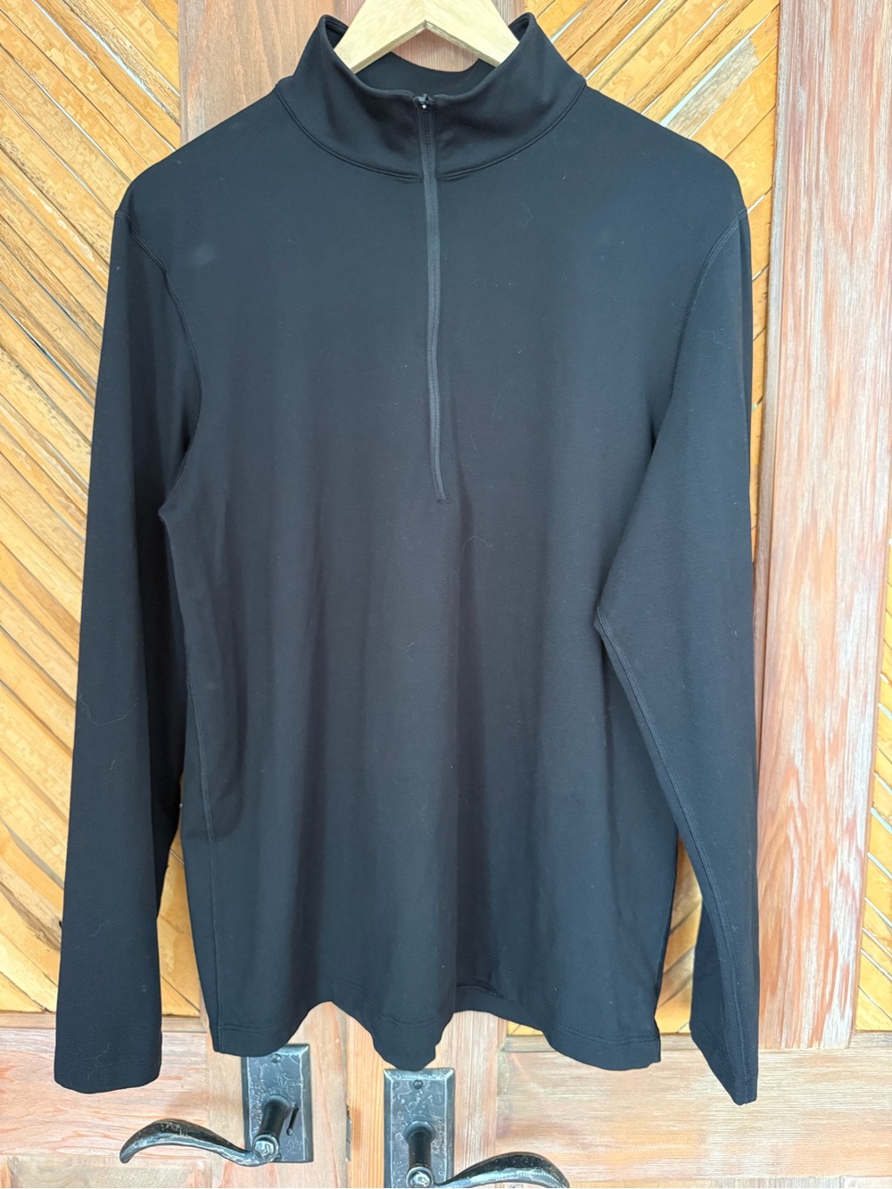 lululemon athletica Men's Black Half-Zip Pullover Sweater